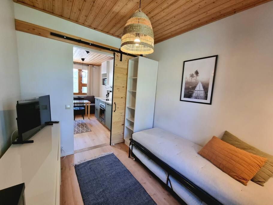 Yllaeksen Metsaepirtti - Ulkoilijan Koti Äkäslompolo